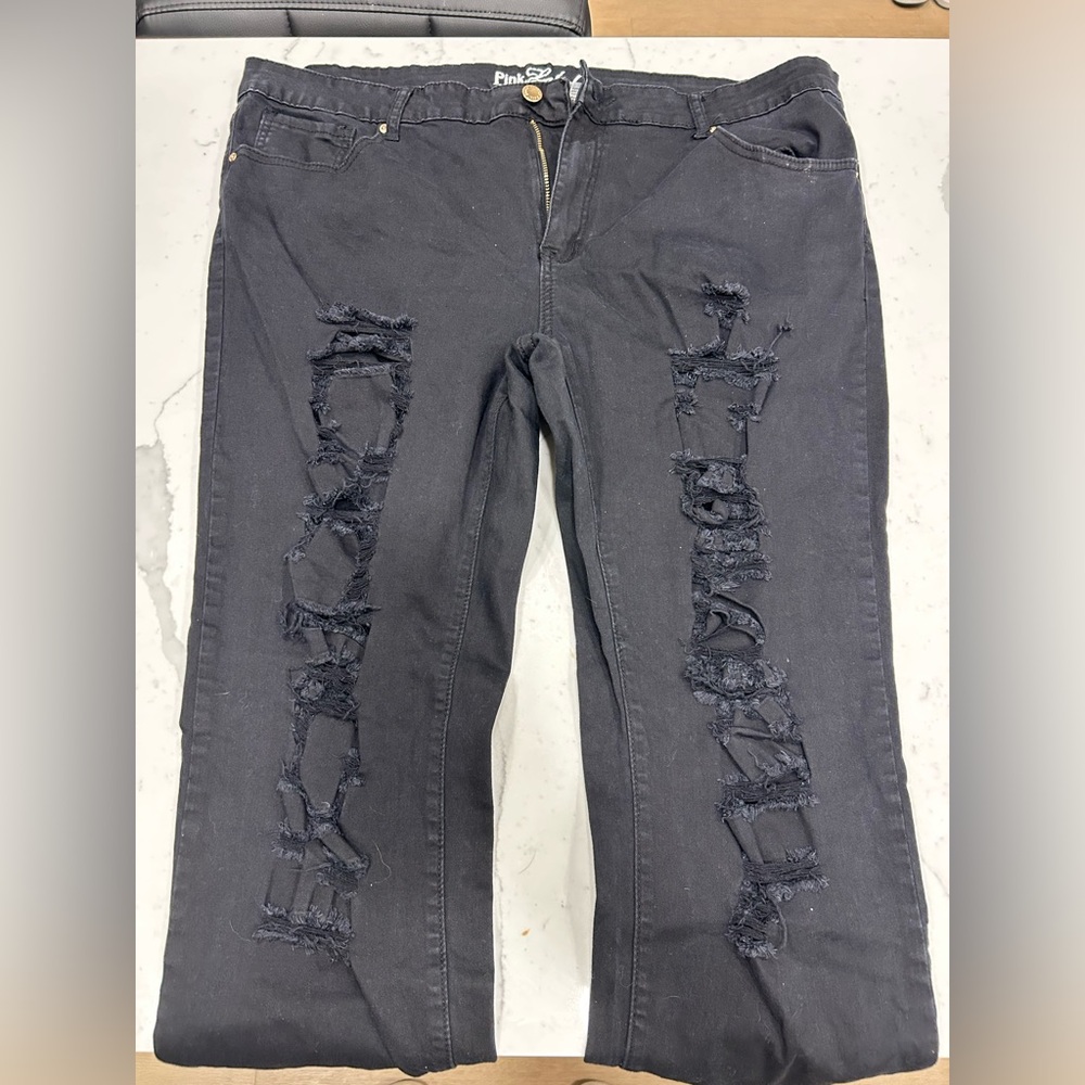 Edgy Black Distressed Straight Leg Jeans